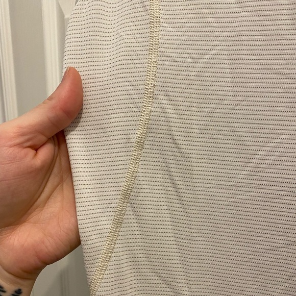 Lululemon Athletic short-sleeve shirt size 6 - Picture 4 of 4